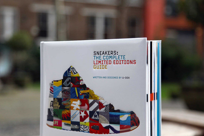 Книга Sneakers: The Complete Limited Editions Guide