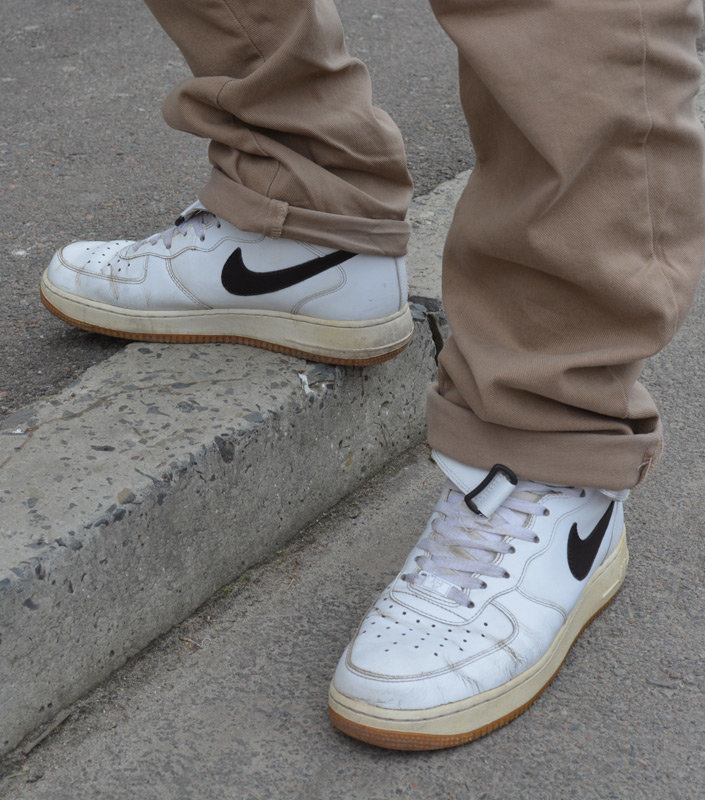 Мои кроссовки Nike Air Force 1 Mid [White Velvet Brown] спустя 7 лет носки.